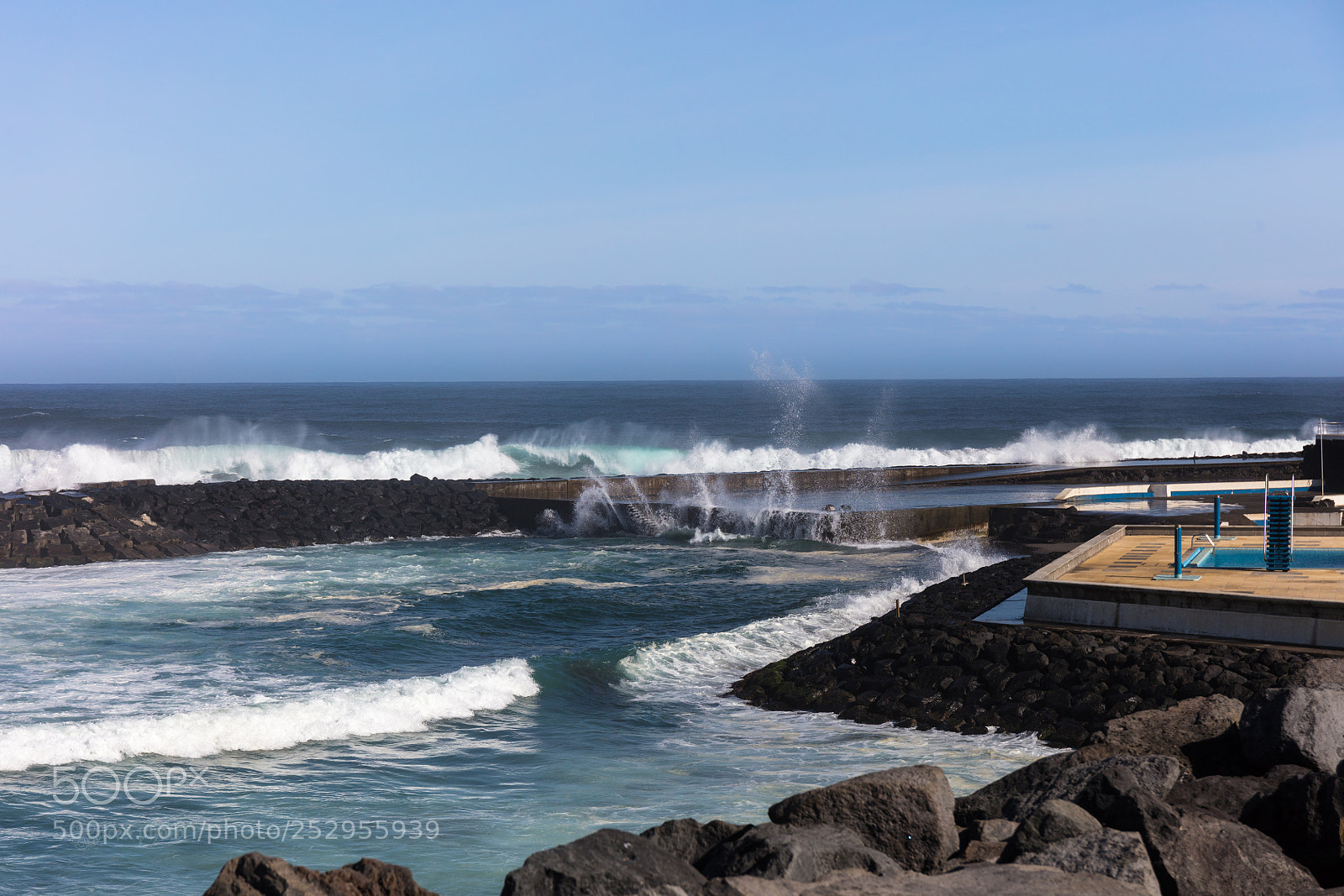 Canon EOS 5DS R sample photo. Waves & splashes photography