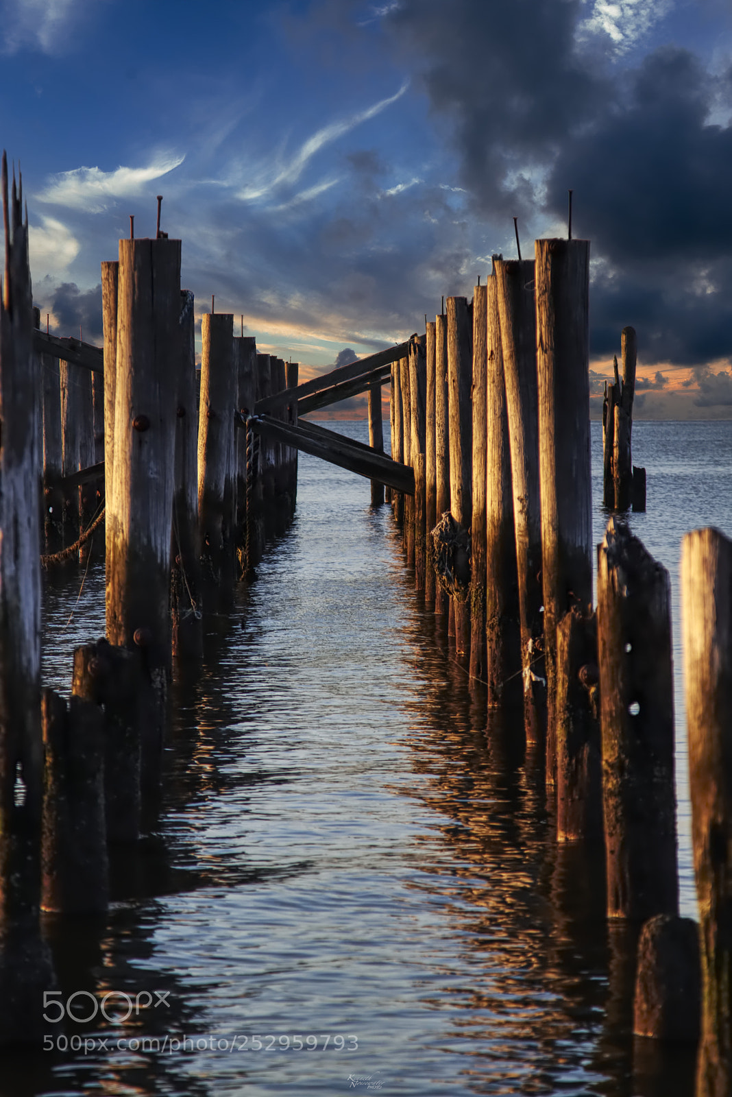 Canon EOS M5 sample photo. Clouds on the horizon photography
