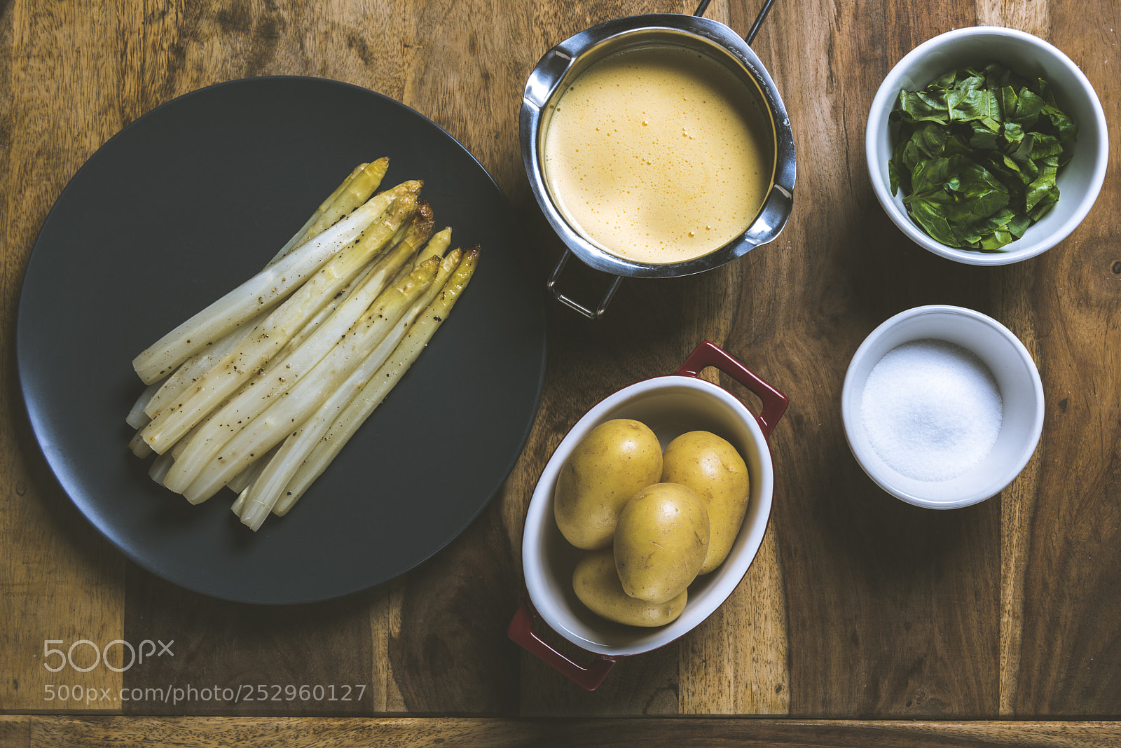 Nikon D810 sample photo. Asparagus dinner photography