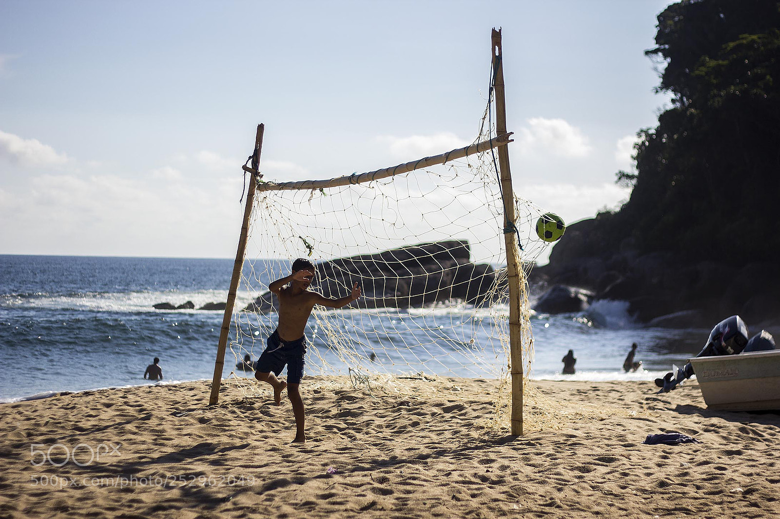 Canon EOS 60D sample photo. Genuine football photography