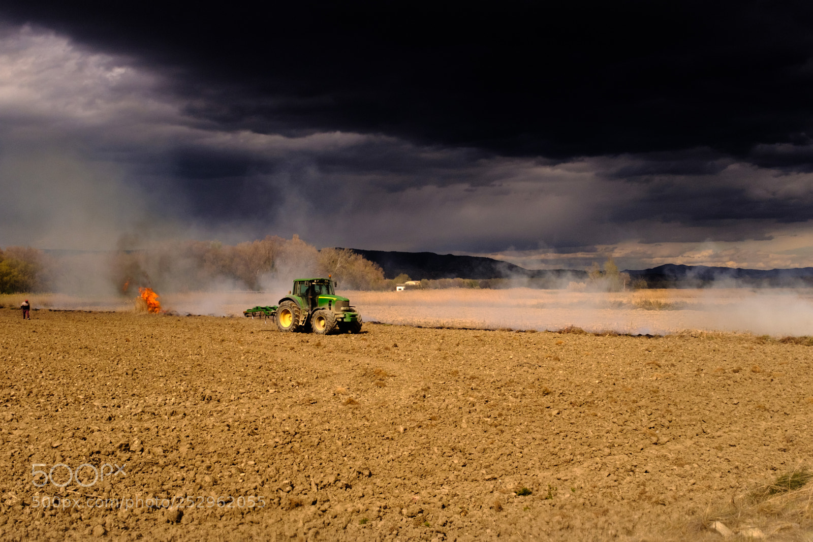 Fujifilm X100F sample photo. Fire storm photography
