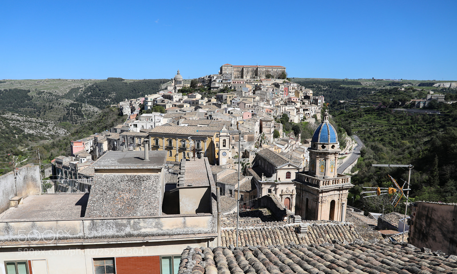 Canon EOS 5D Mark IV sample photo. Citta di ragusa photography
