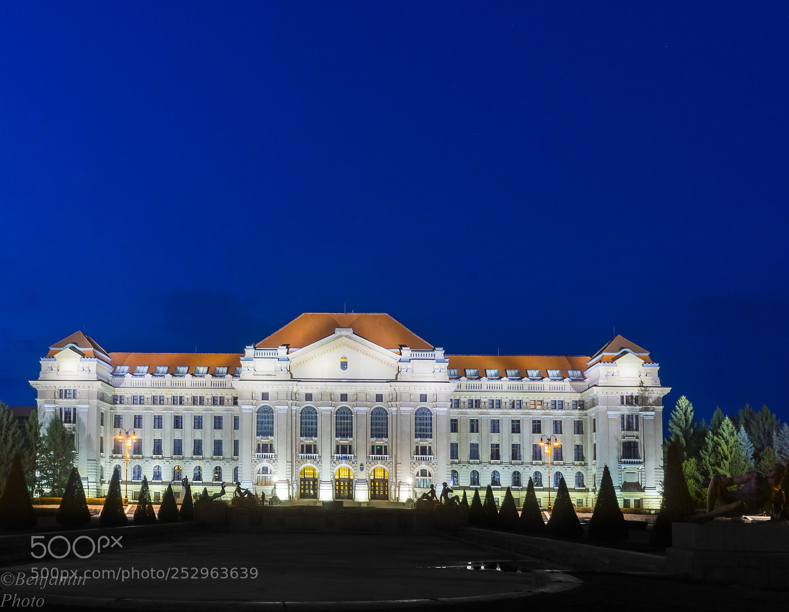 Sony a7 sample photo. University of debrecen photography