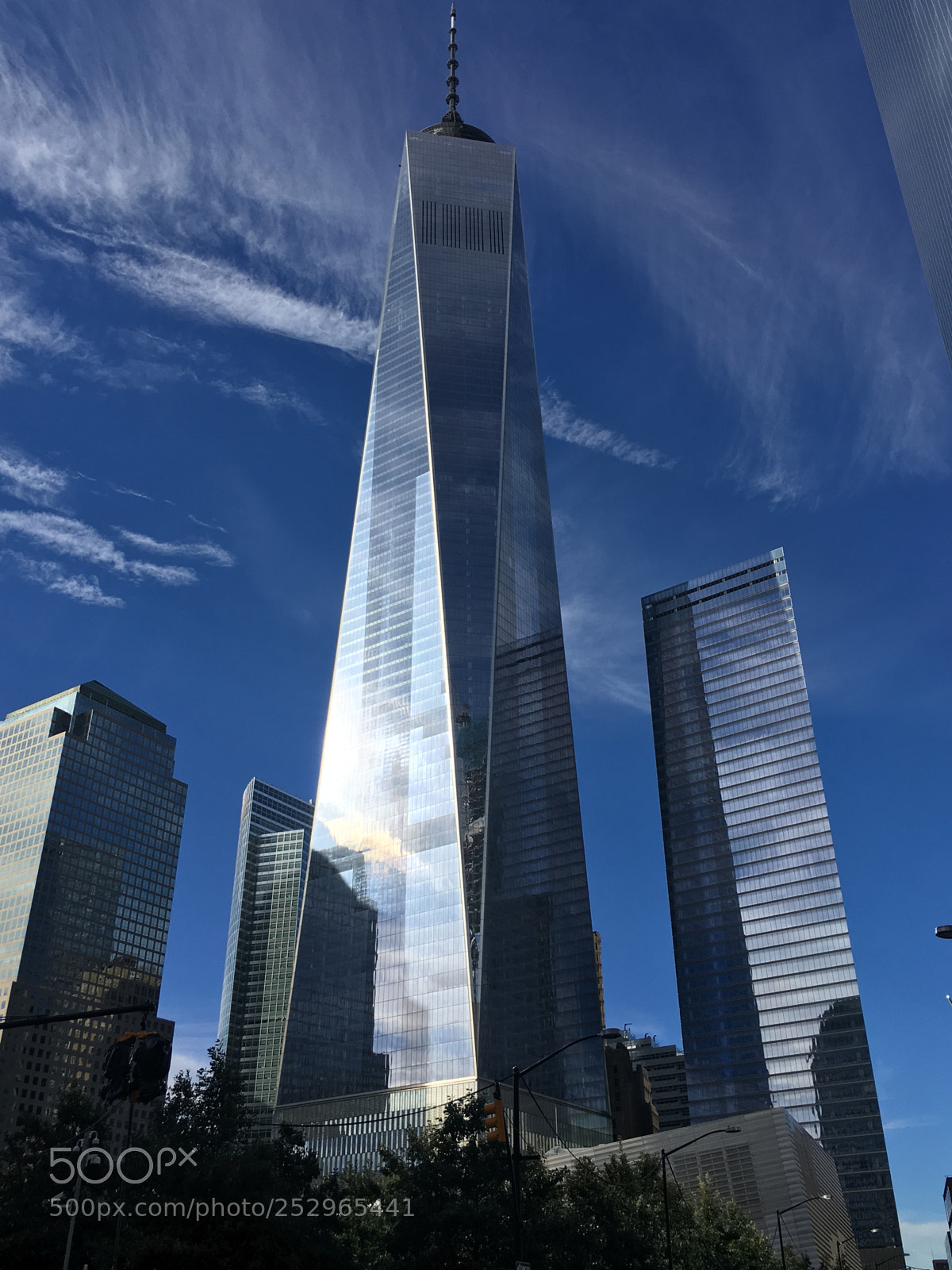 Apple iPhone 6s Plus sample photo. One world trade center photography