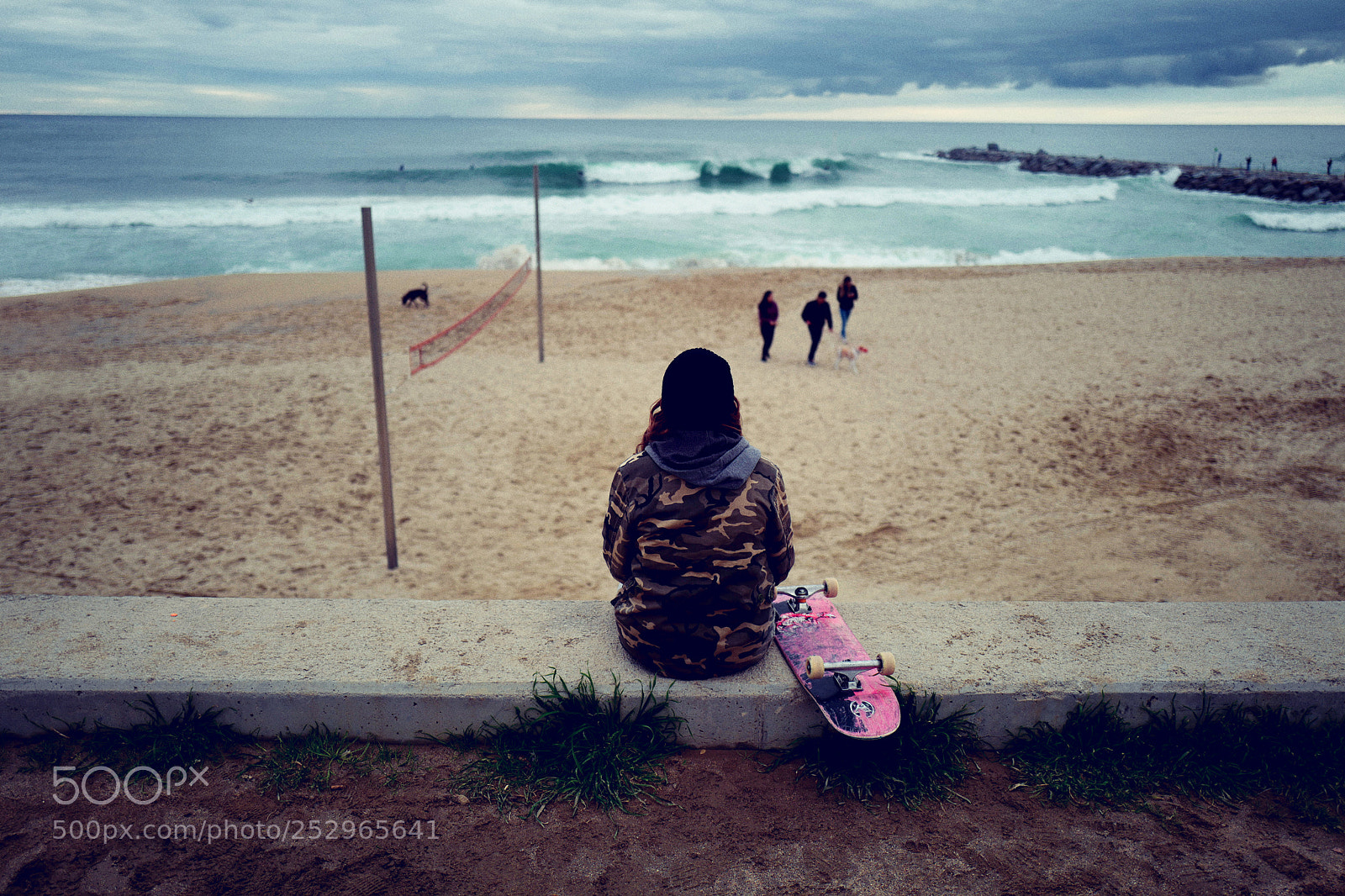 Leica Q (Typ 116) sample photo. Thinking surf photography