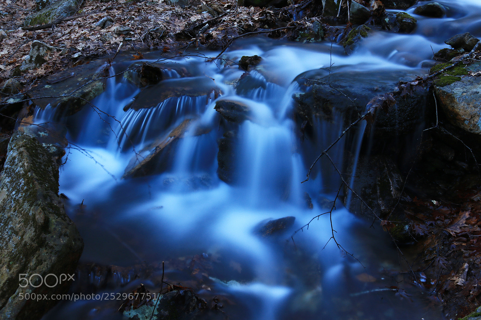 Canon EOS 750D (EOS Rebel T6i / EOS Kiss X8i) sample photo. Blue falls photography