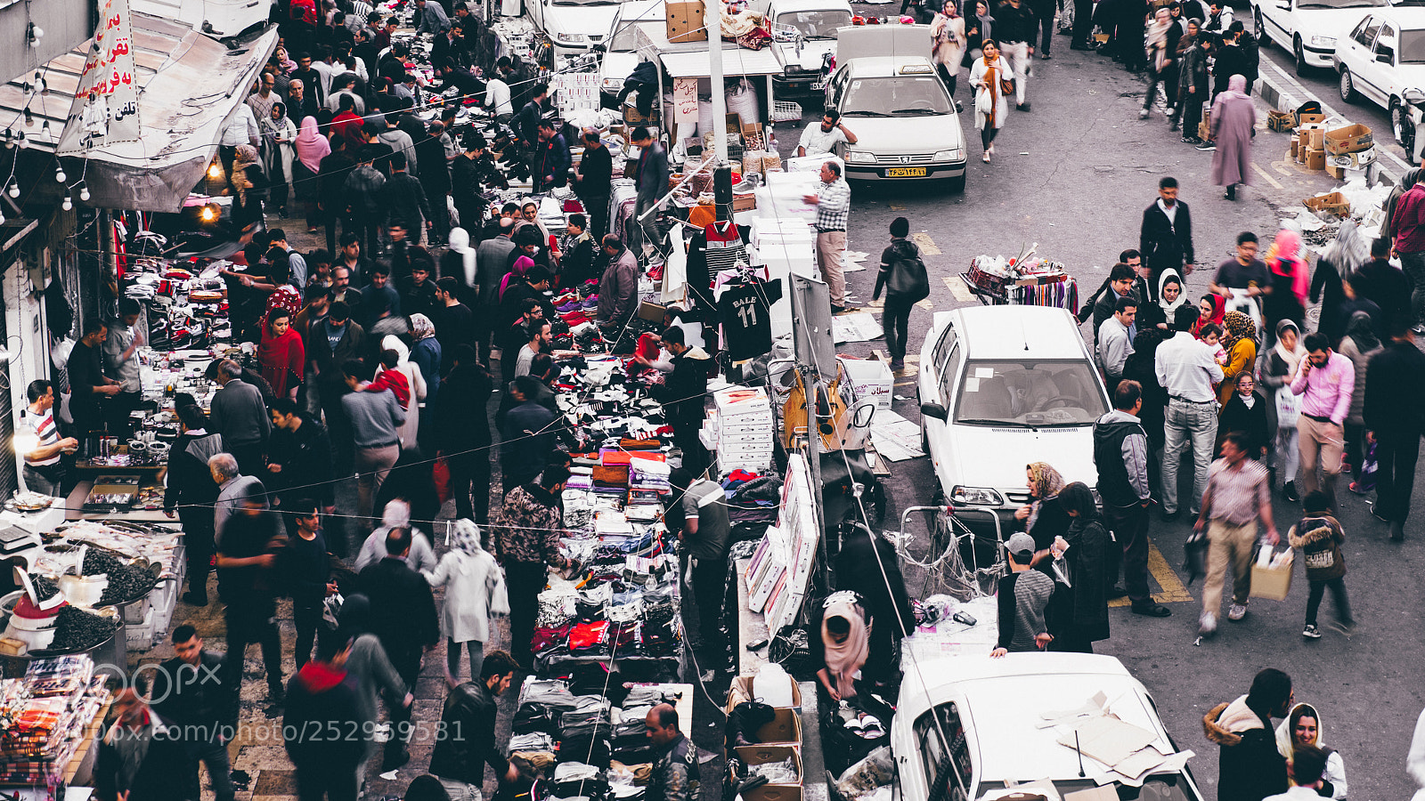 Fujifilm X-T2 sample photo. Tajrish grand bazaar in photography