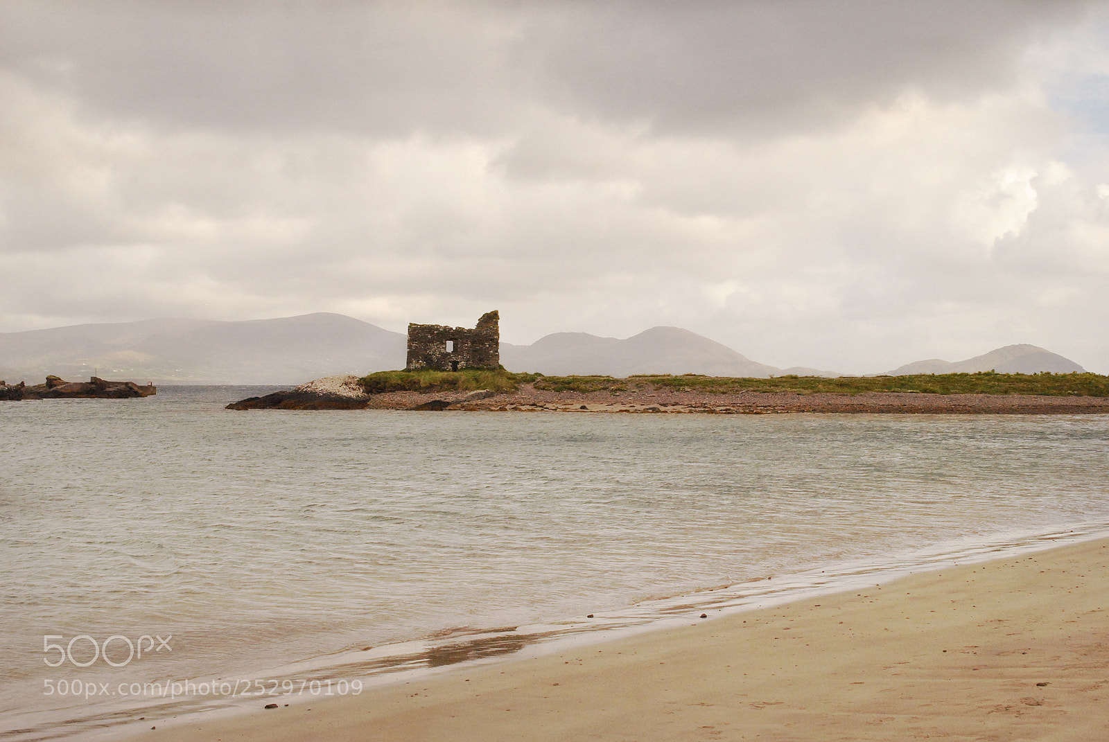 Nikon D3000 sample photo. Ballinskelligs strand and castle photography