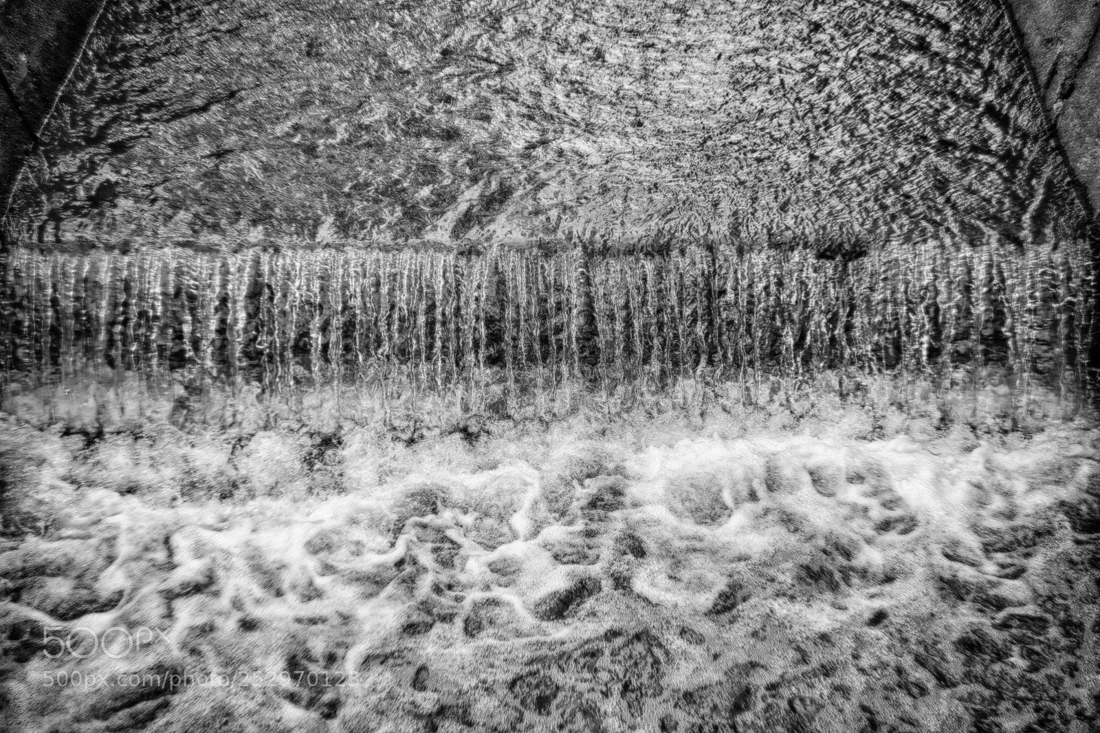 Fujifilm X-T1 sample photo. Water curtain photography