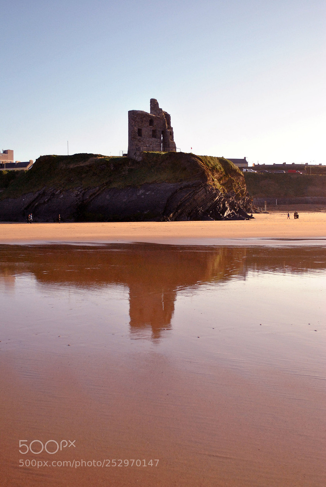 Nikon D3000 sample photo. Ballybunion reflection on wet photography