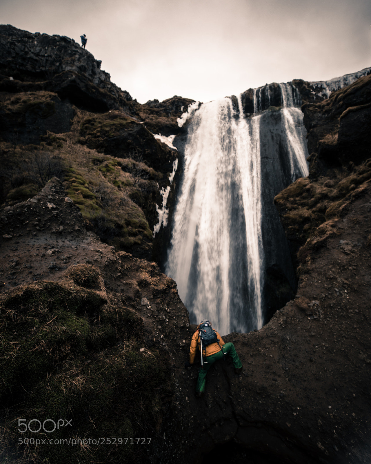 Canon EOS 5D Mark IV sample photo. Keep calm and climb photography