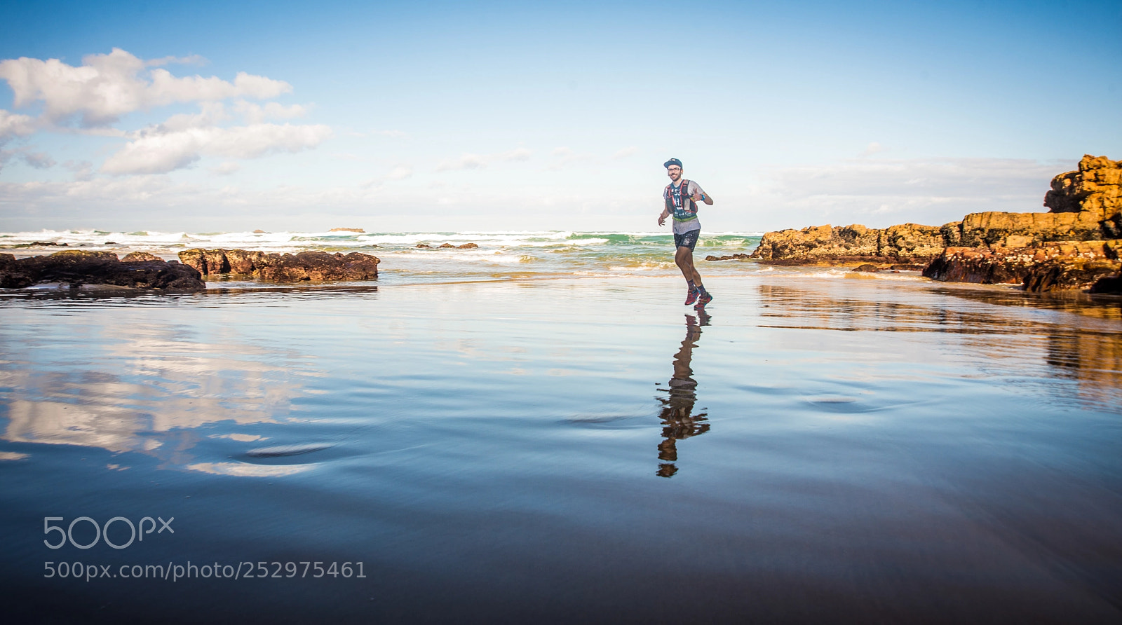 Nikon D600 sample photo. Trail run on beach photography