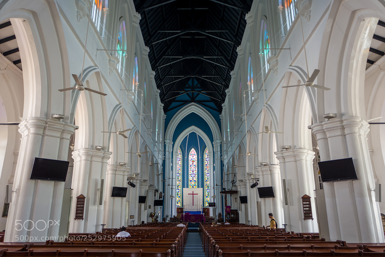 Leica Q (Typ 116) sample photo. Cathedral of st. andrew photography