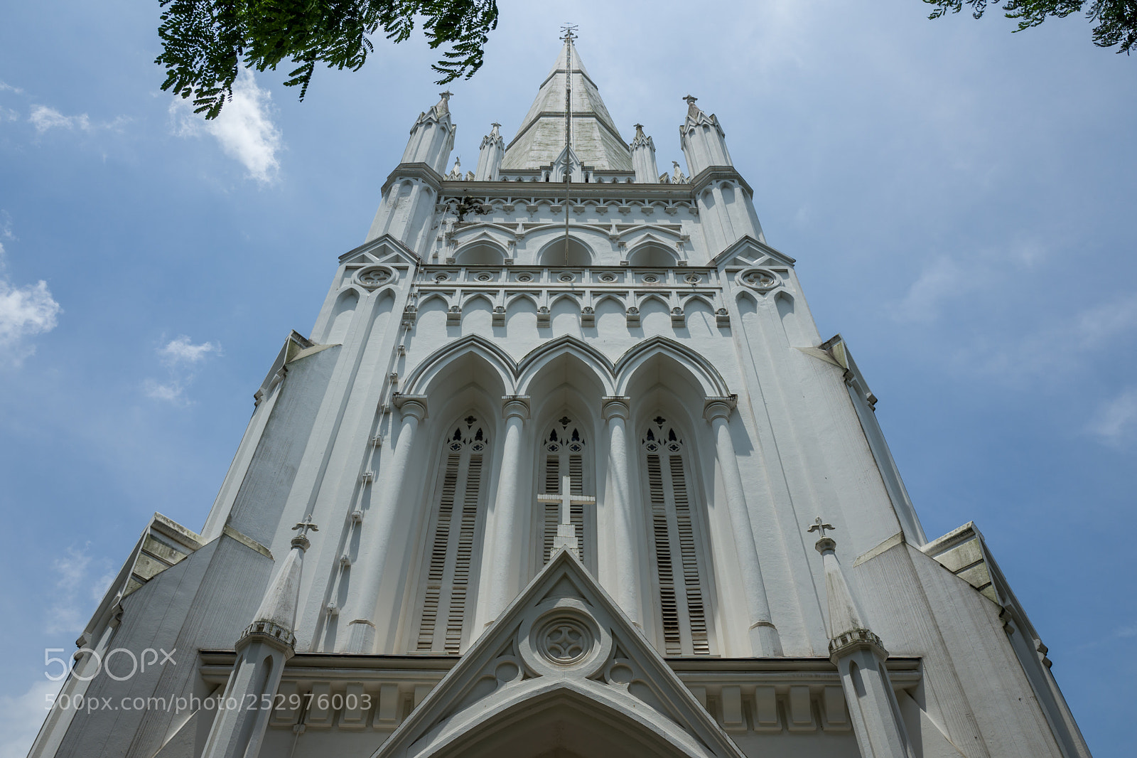 Leica Q (Typ 116) sample photo. Cathedral of st. andrew photography
