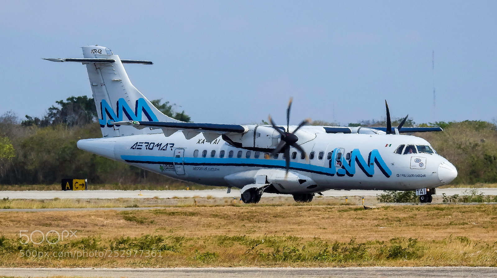 Nikon Coolpix P900 sample photo. Atr 42 aeromar mmmd (xa-tai) photography