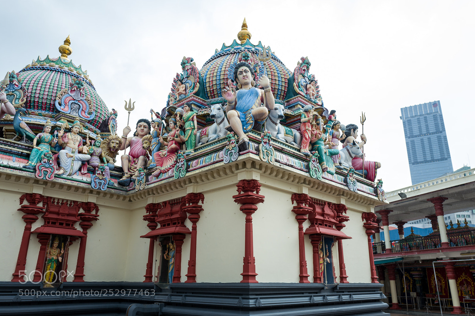 Leica Q (Typ 116) sample photo. The sri mariamman temple photography