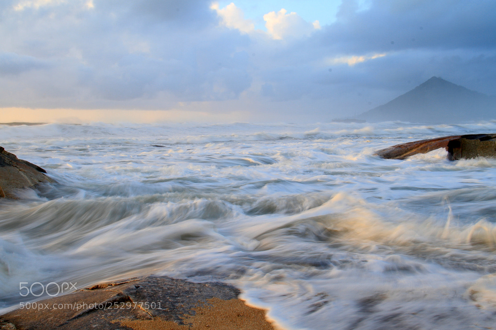 Canon EF-S 18-200mm F3.5-5.6 IS sample photo. Img photography