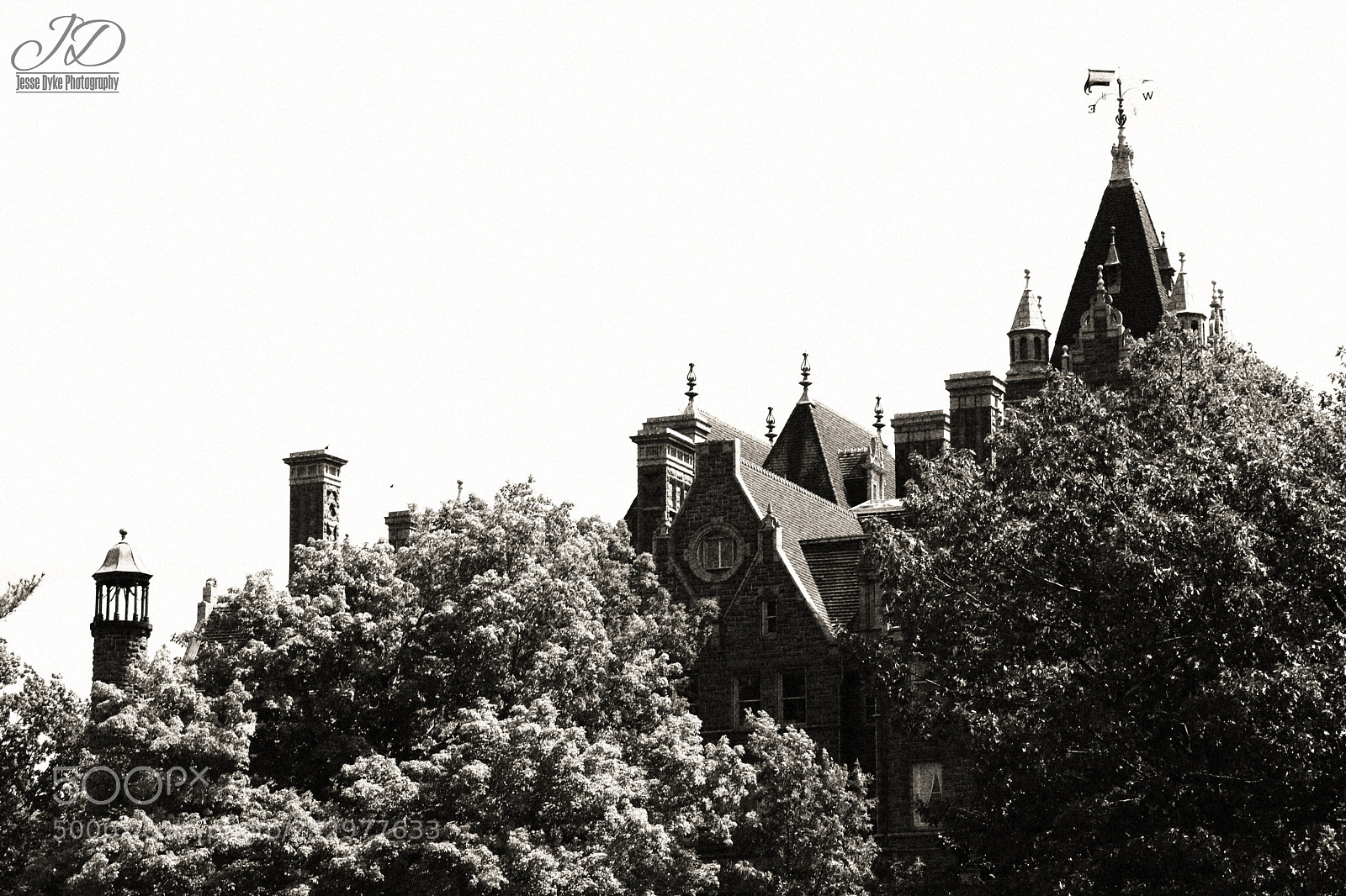 Canon EOS 750D (EOS Rebel T6i / EOS Kiss X8i) sample photo. Castle on the island photography
