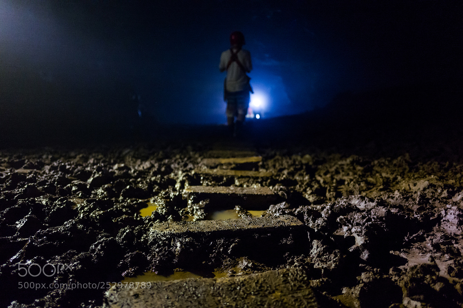 Leica Q (Typ 116) sample photo. Tour participant on muddy photography
