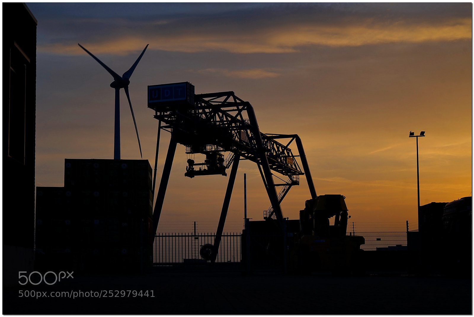 Sony a7 sample photo. Sunset in the harbor photography