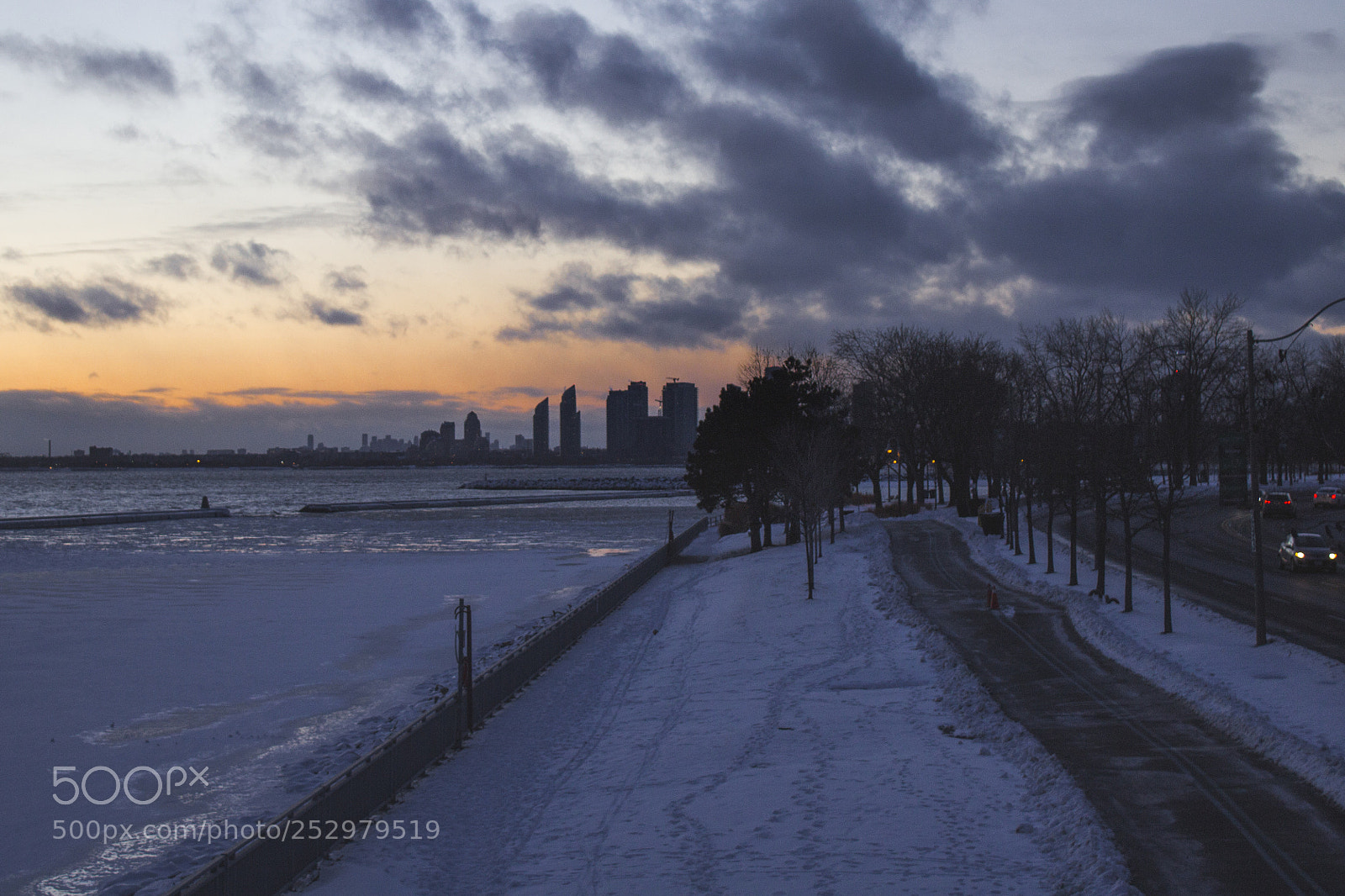 Canon EOS 1200D (EOS Rebel T5 / EOS Kiss X70 / EOS Hi) sample photo. Cold sunset photography