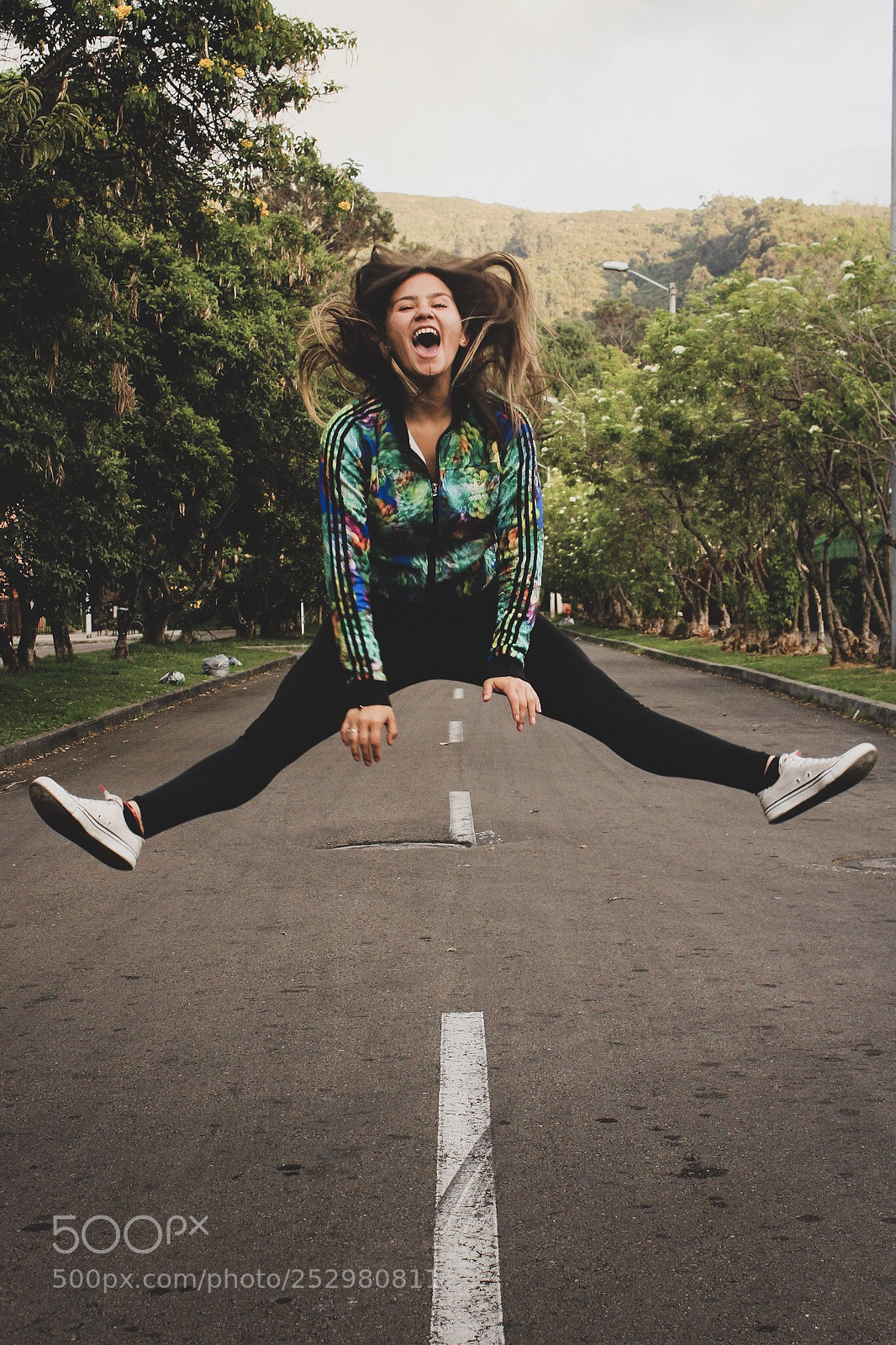 Canon EOS 650D (EOS Rebel T4i / EOS Kiss X6i) sample photo. Jump ! photography
