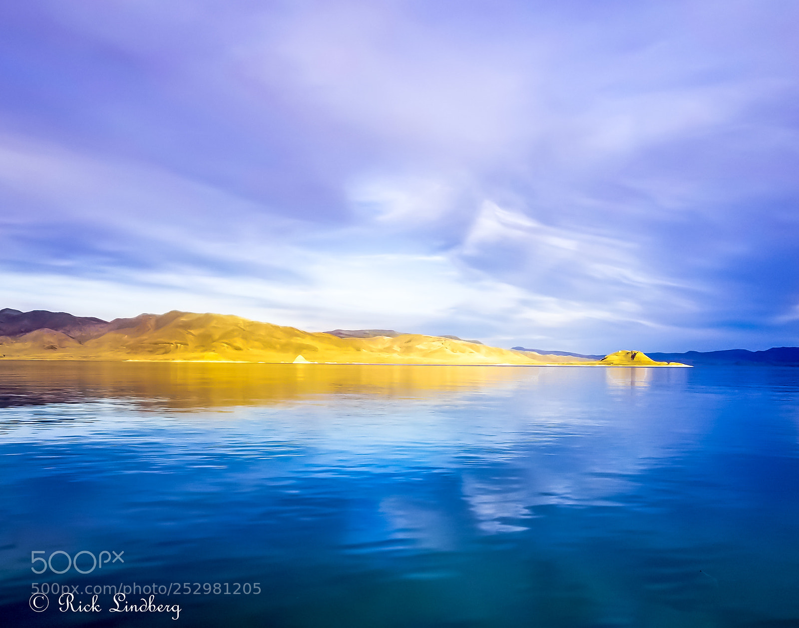 Samsung Galaxy S8+ sample photo. Reflection on pyramid lake photography
