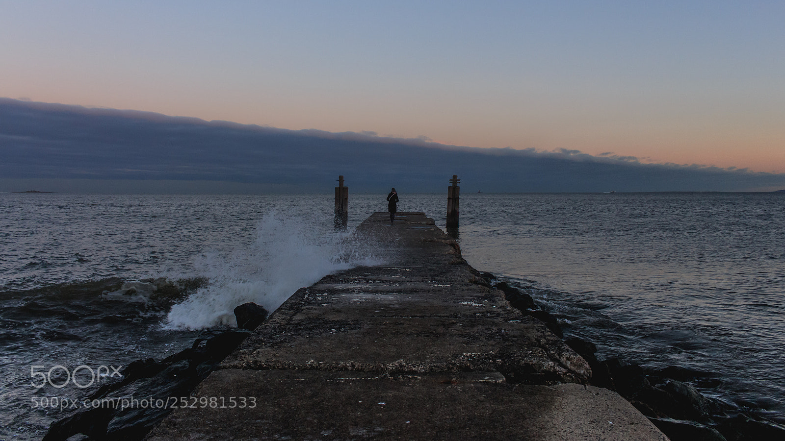 Canon EOS 700D (EOS Rebel T5i / EOS Kiss X7i) sample photo. The wharf photography