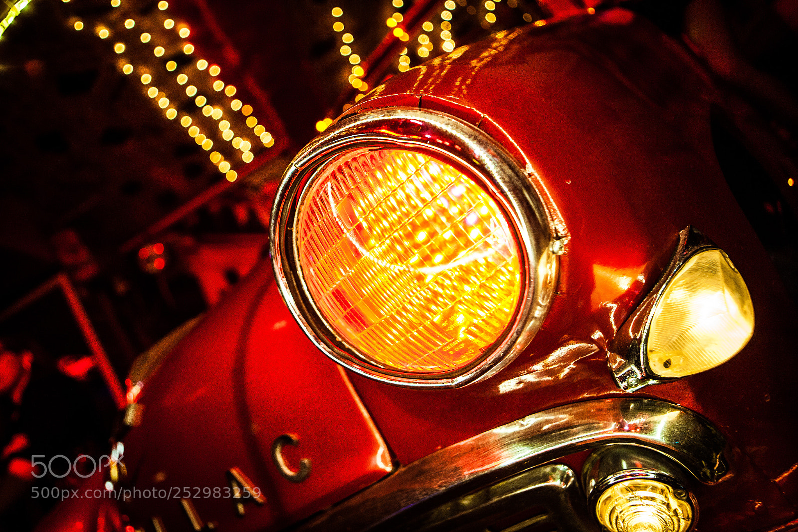 Canon EOS-1Ds Mark II sample photo. Party car photography