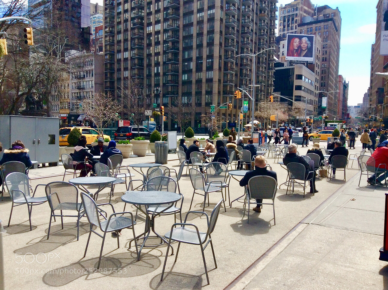 Apple iPad mini 2 sample photo. Public seating at madison photography