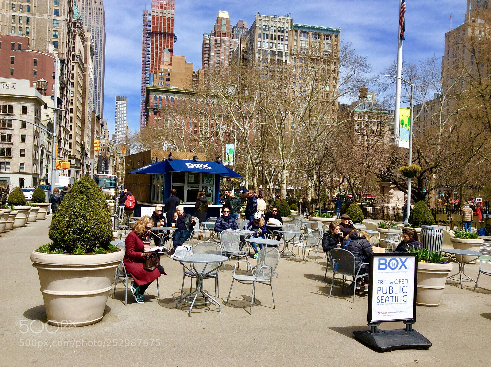 Apple iPad mini 2 sample photo. Public seating at madison photography
