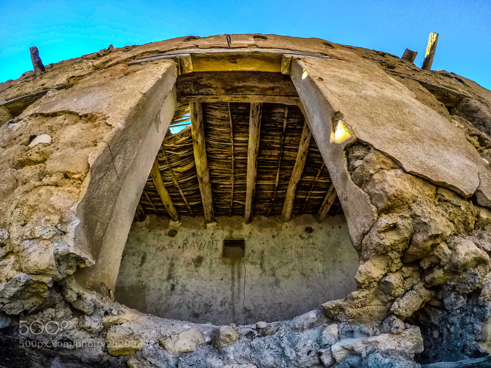 GoPro Hero5 Black sample photo. Old door photography