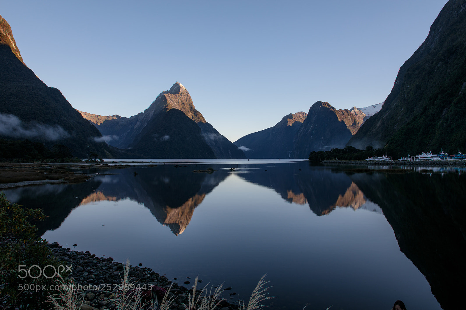 Canon EOS 5D Mark IV sample photo. Milford sound and mitre photography