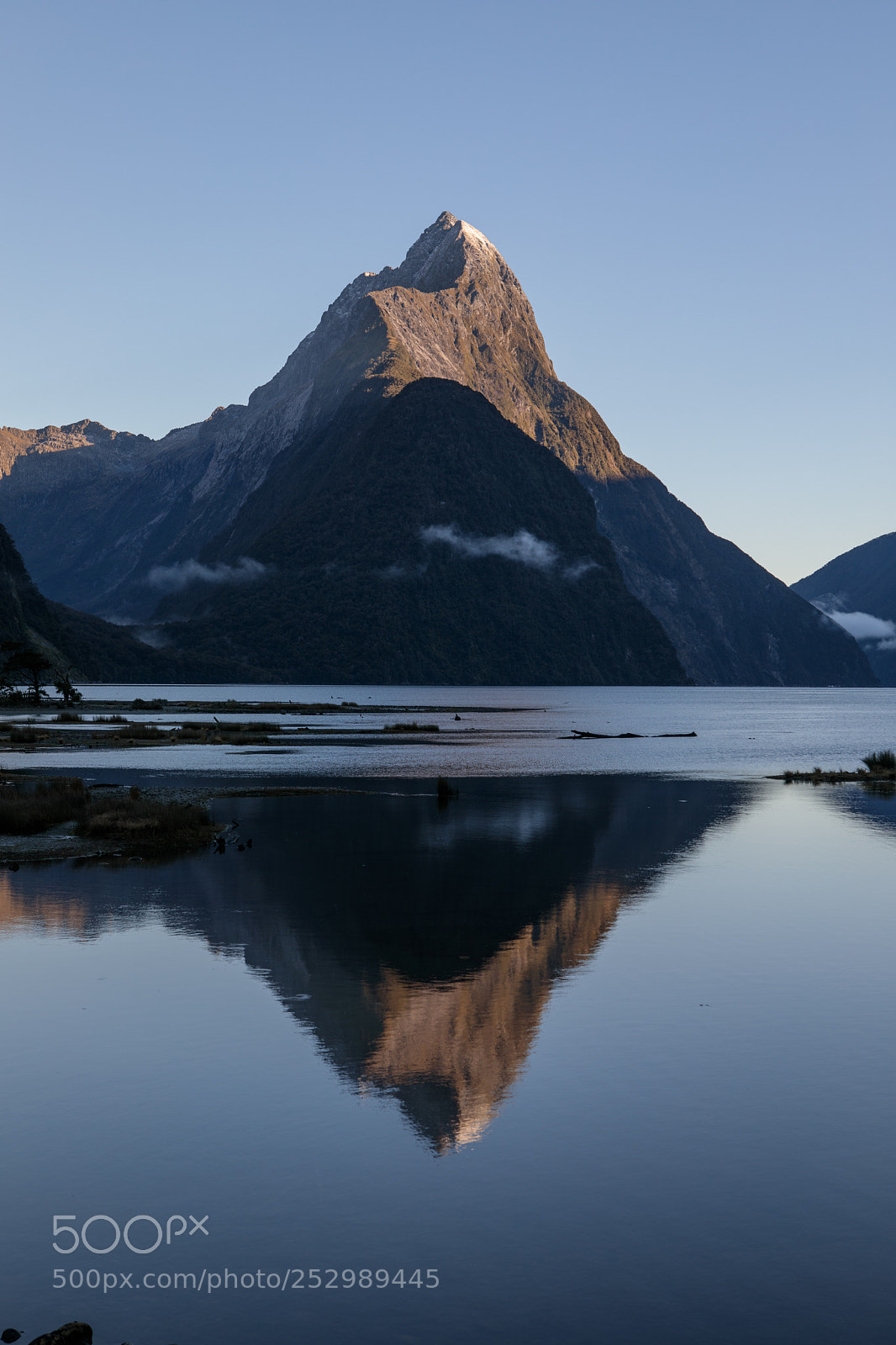 Canon EOS 5D Mark IV sample photo. Milford sound and mitre photography