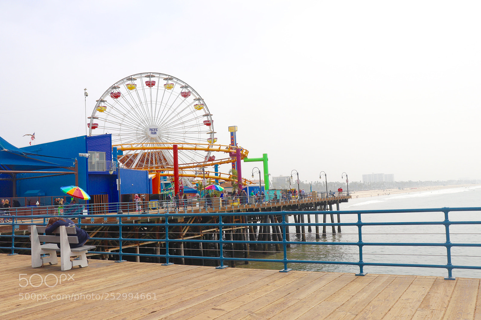 Canon EOS 800D (EOS Rebel T7i / EOS Kiss X9i) sample photo. Santa monica pier photography