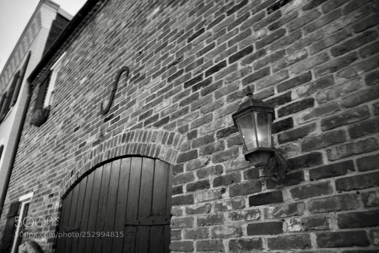Sony Alpha NEX-5R sample photo. Undertakers home  photography