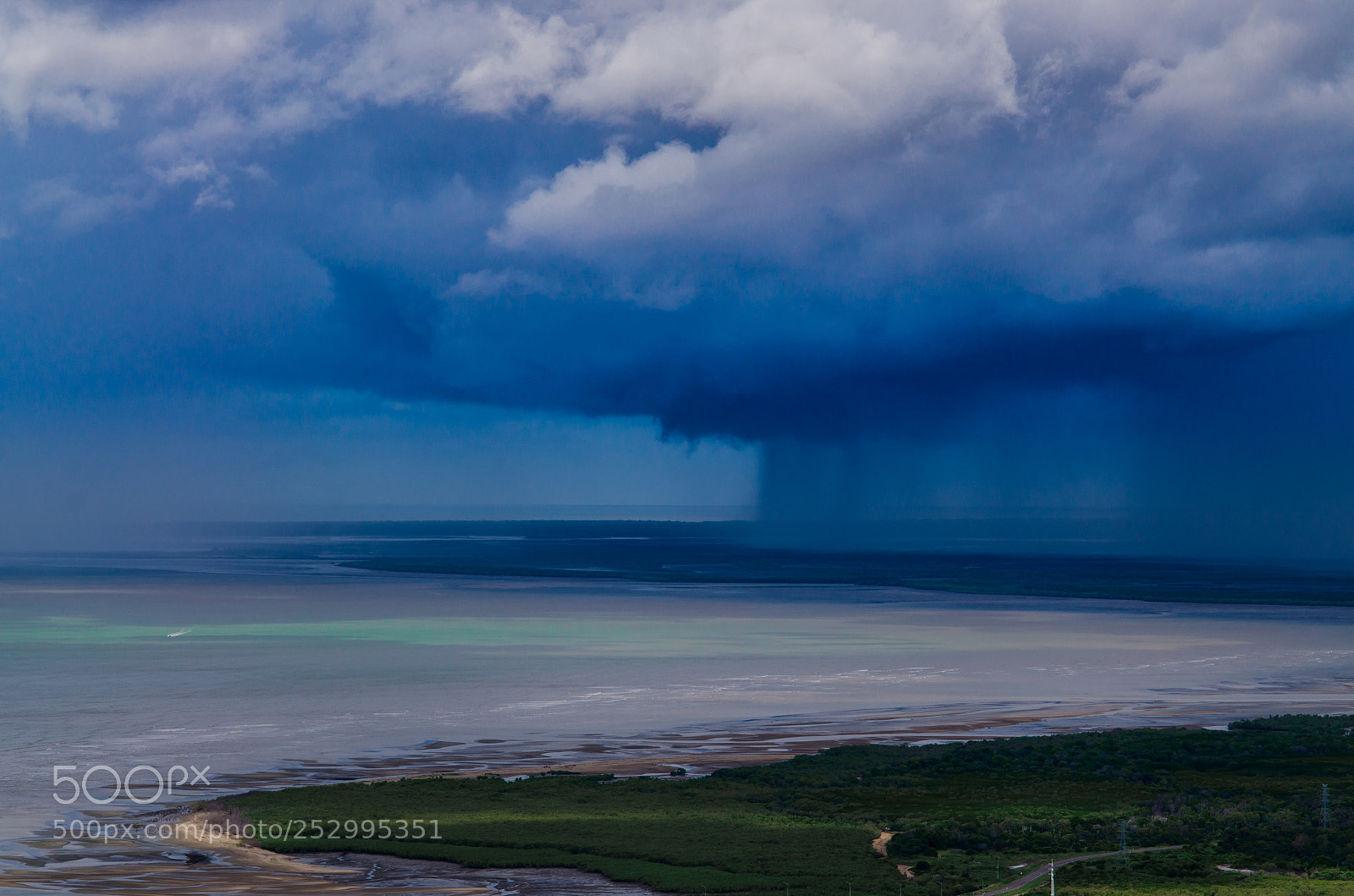 Nikon D7000 sample photo. Heavy rains photography