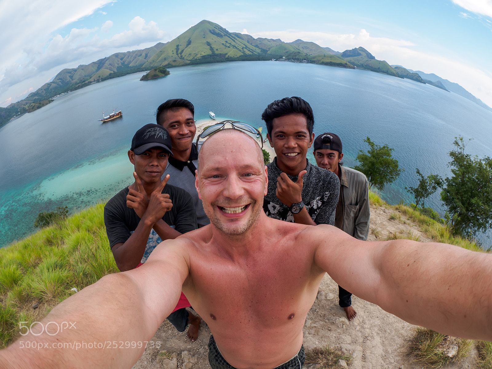 Olympus OM-D E-M10 II sample photo. Rinca, indonesia - april photography