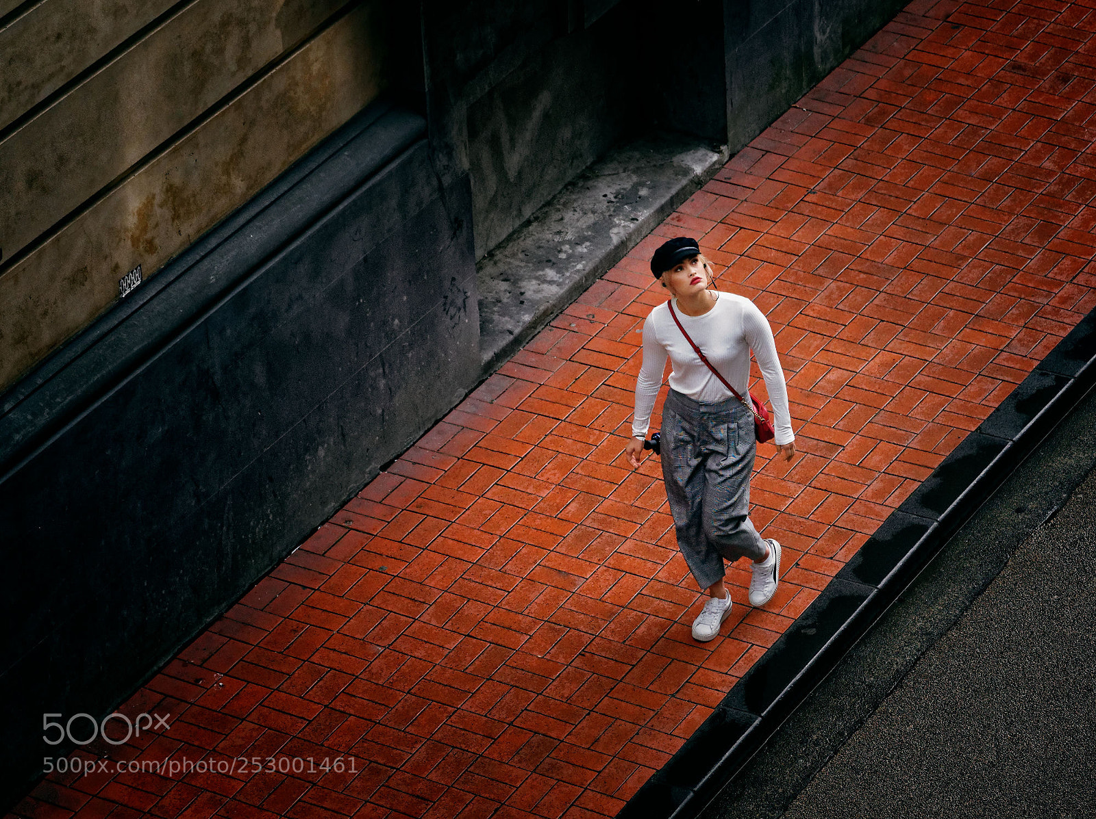 Nikon D5600 sample photo. Woman no.5 photography