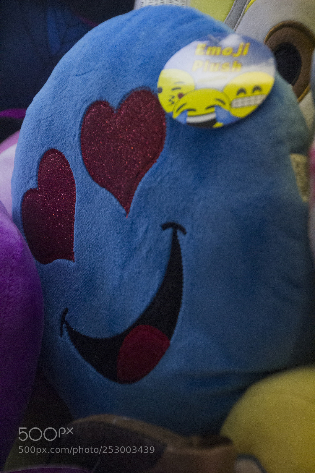 Canon EOS 1200D (EOS Rebel T5 / EOS Kiss X70 / EOS Hi) sample photo. Emoji phish. photography