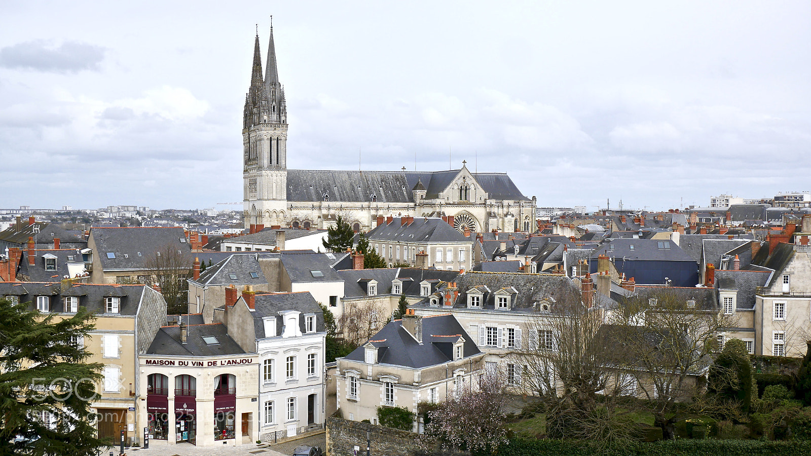 Panasonic Lumix DMC-G85 (Lumix DMC-G80) sample photo. Angers city view photography
