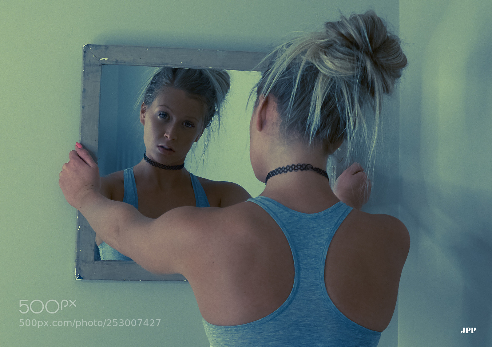 Sony a6300 sample photo. Fit chick photography