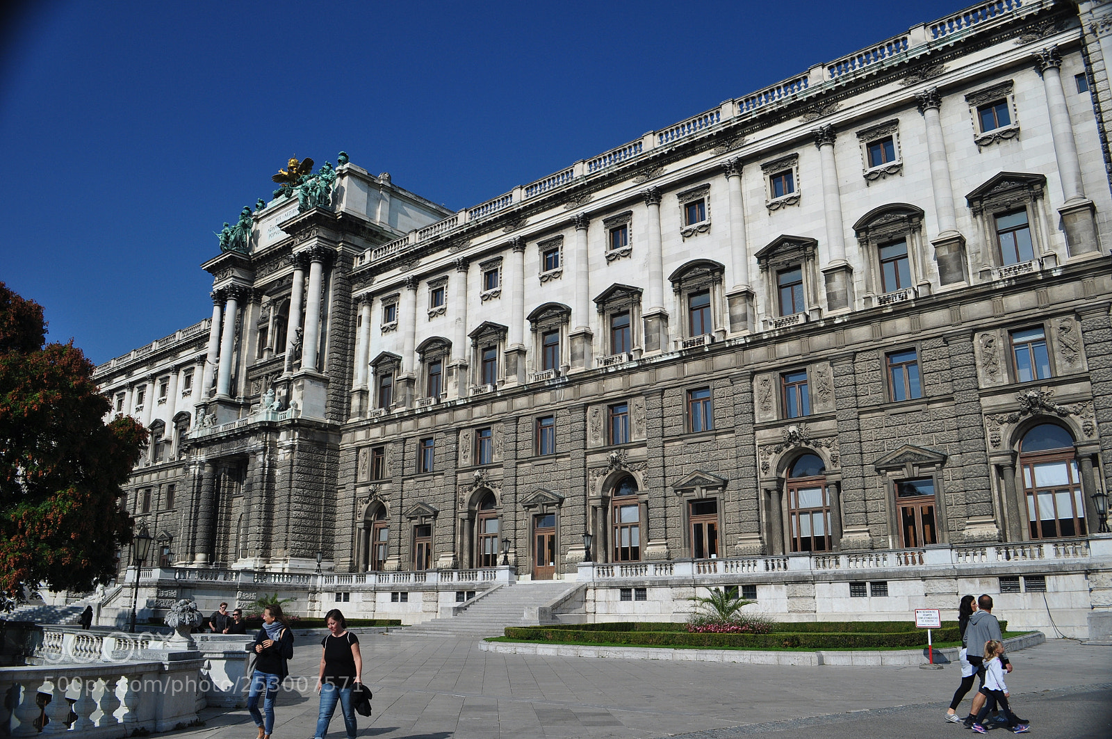 Nikon D5000 sample photo. Vienna street 06 photography