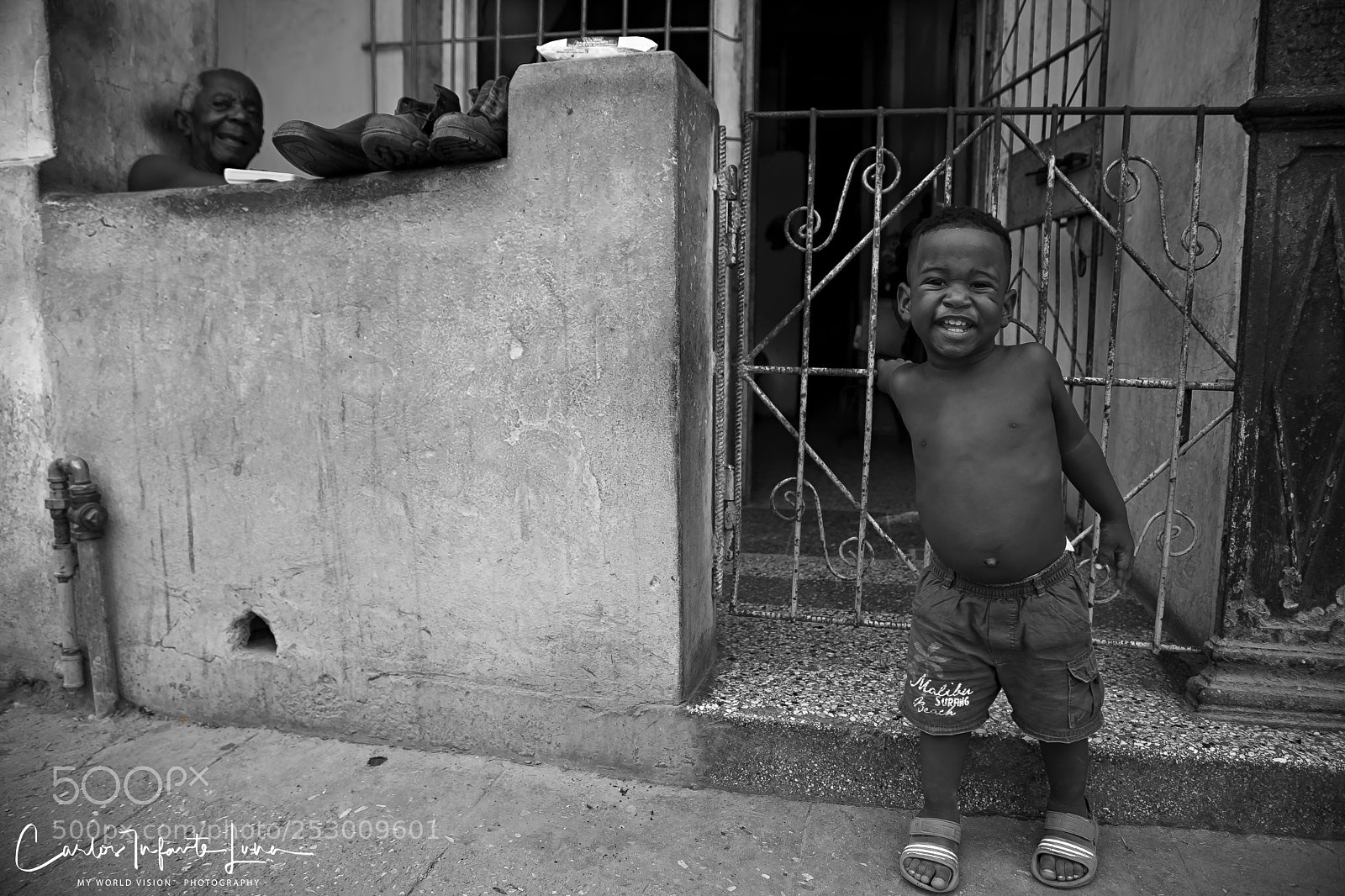 Canon EOS 5D Mark II sample photo. Daylin y su abuelo photography