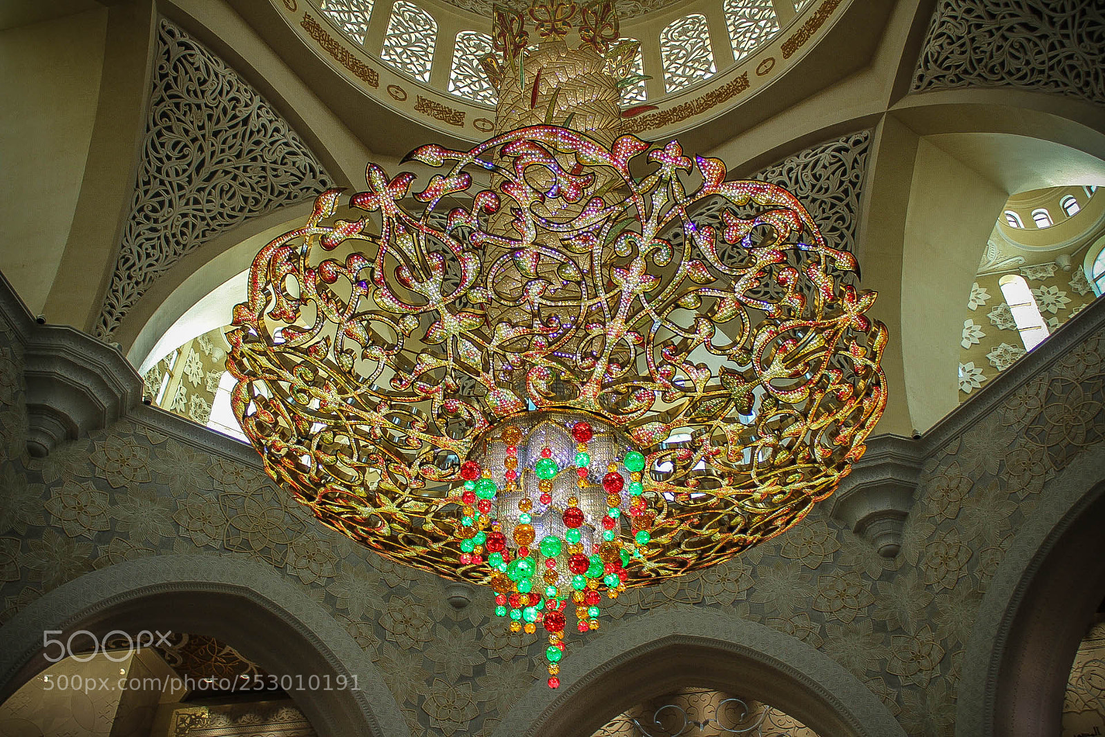 Canon EOS 1300D (EOS Rebel T6 / EOS Kiss X80) sample photo. *world's largest chandelier* photography