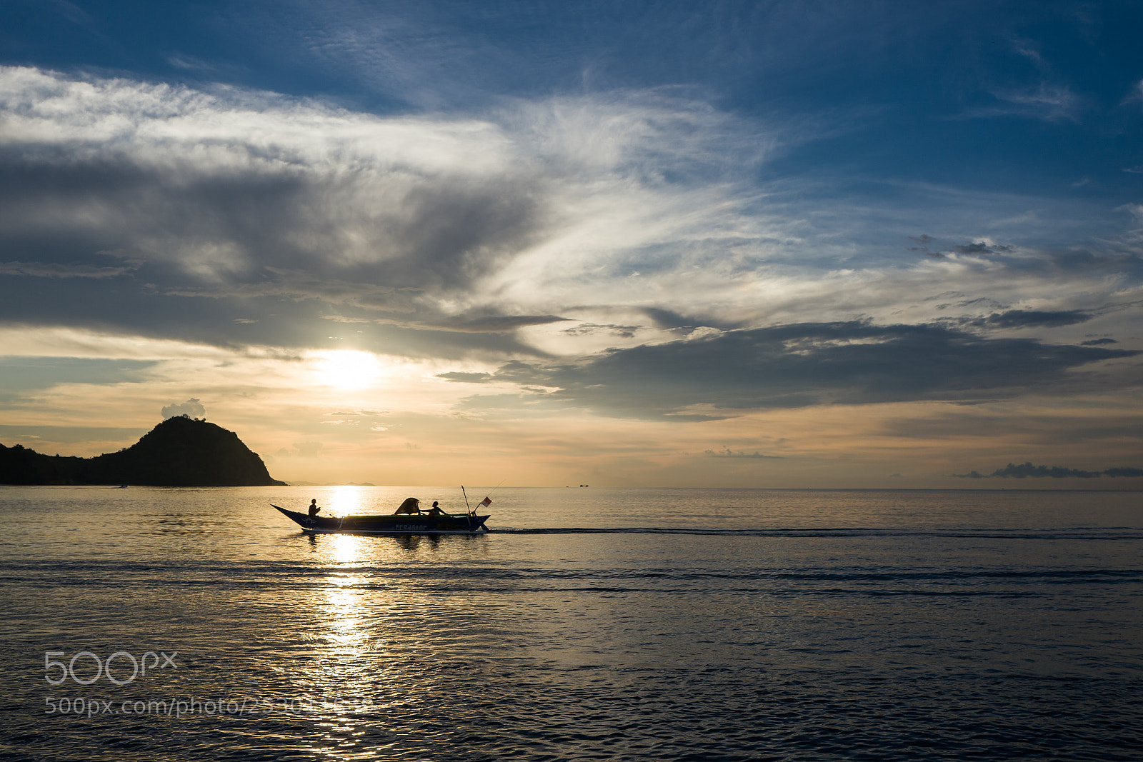 Leica Q (Typ 116) sample photo. Sunset in labuan bajo photography