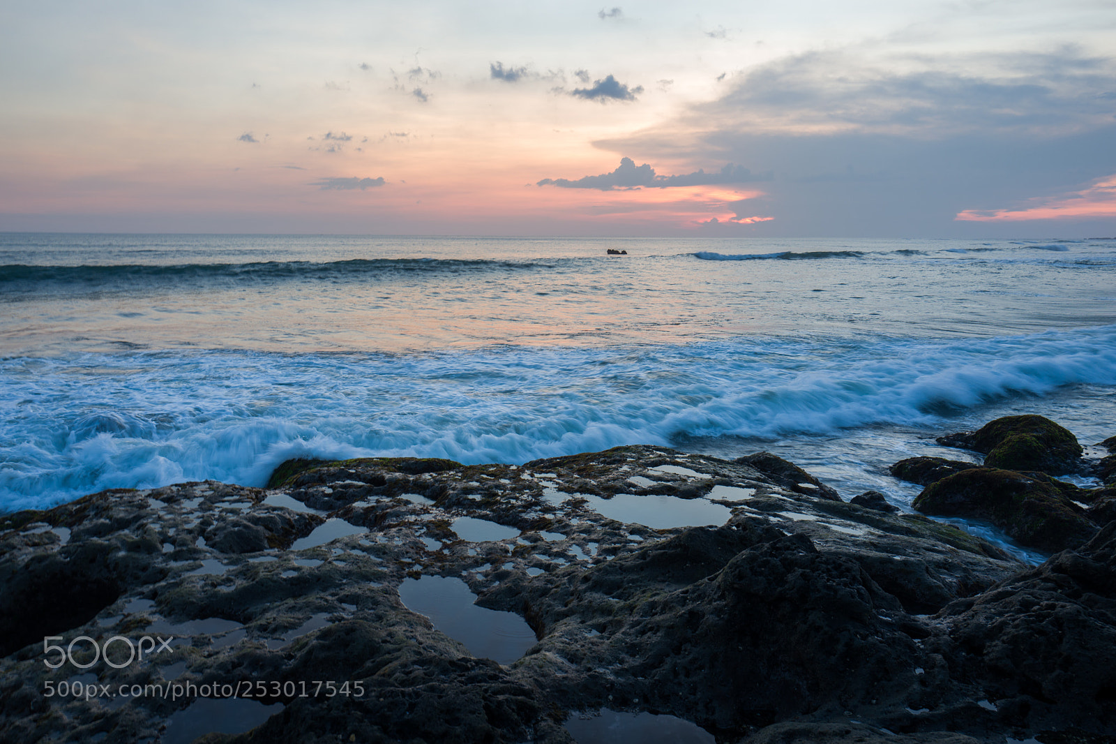 Leica Q (Typ 116) sample photo. The echo beach area photography