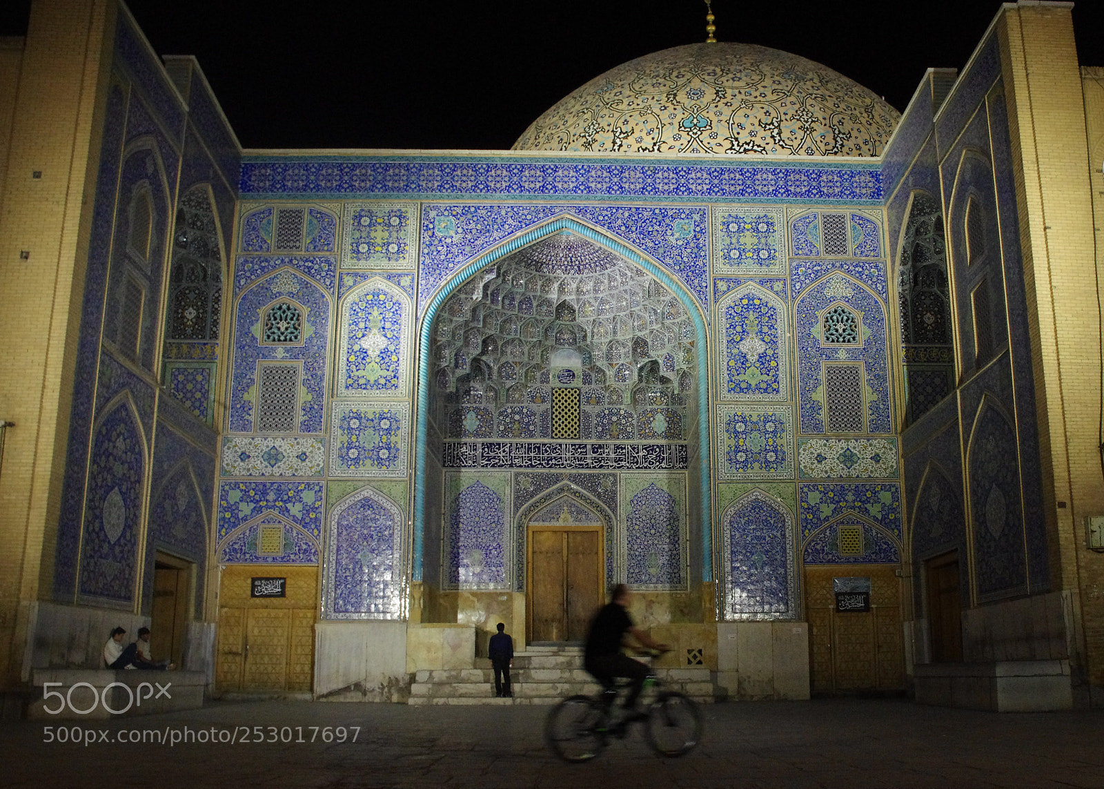 Pentax K-5 sample photo. Esfahan photography