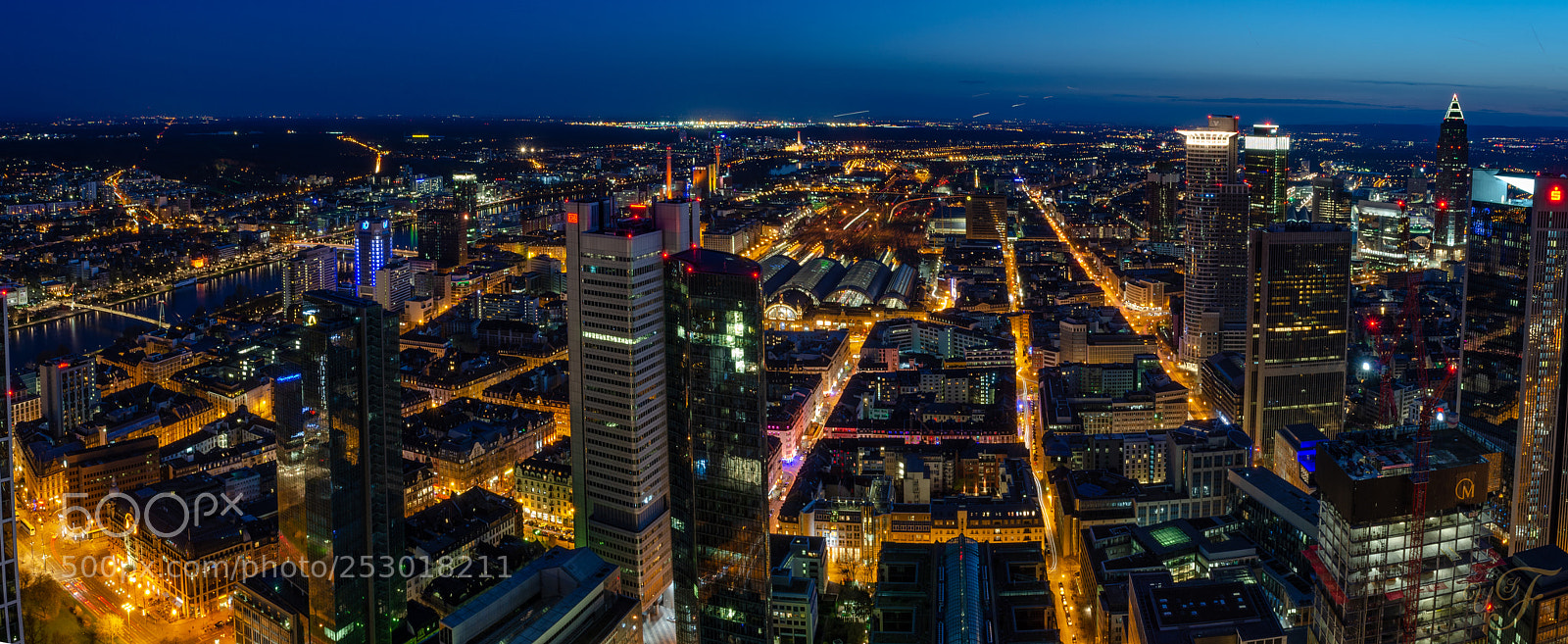 Nikon D5100 sample photo. Frankfurt vom maintower photography