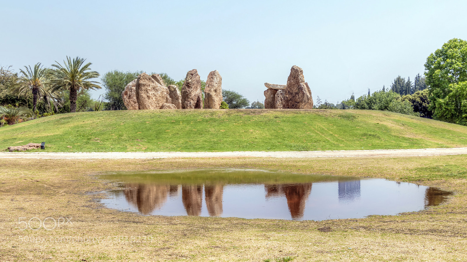 Canon EOS 70D sample photo. Stonehenge in tel-aviv photography